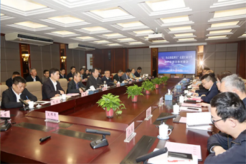 招才引智高校行，推动城市人才双向奔赴 ——我司应邀参与市人社“招才引智江南大学高校杏妆活动 